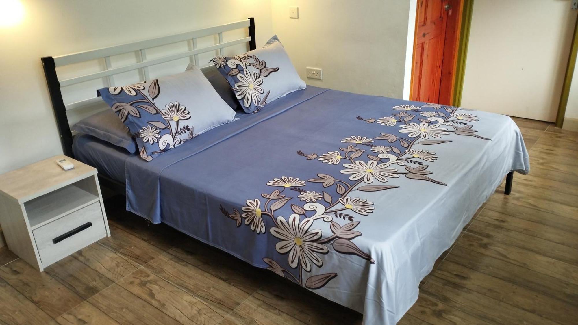 Dovass Self Catering Apartments Takamaka Quarto foto